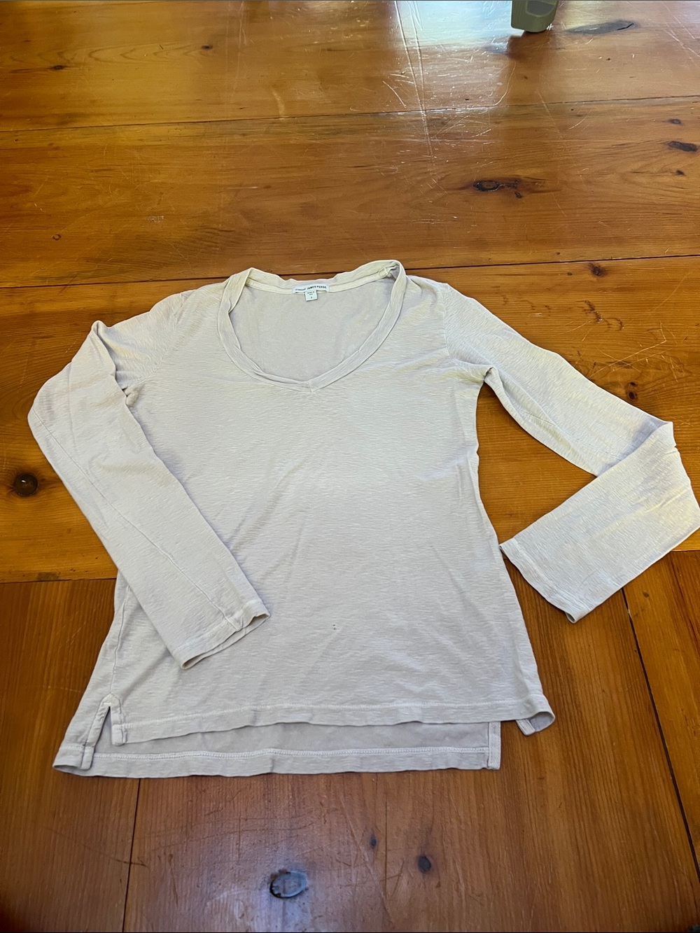 James Perse vneck long sleeve tee size 1/Small